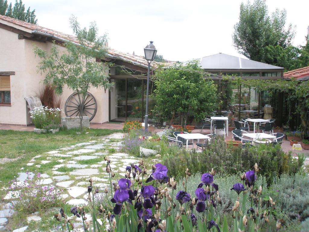 La Huerta De San Lorenzo Hotel Сеговия Екстериор снимка