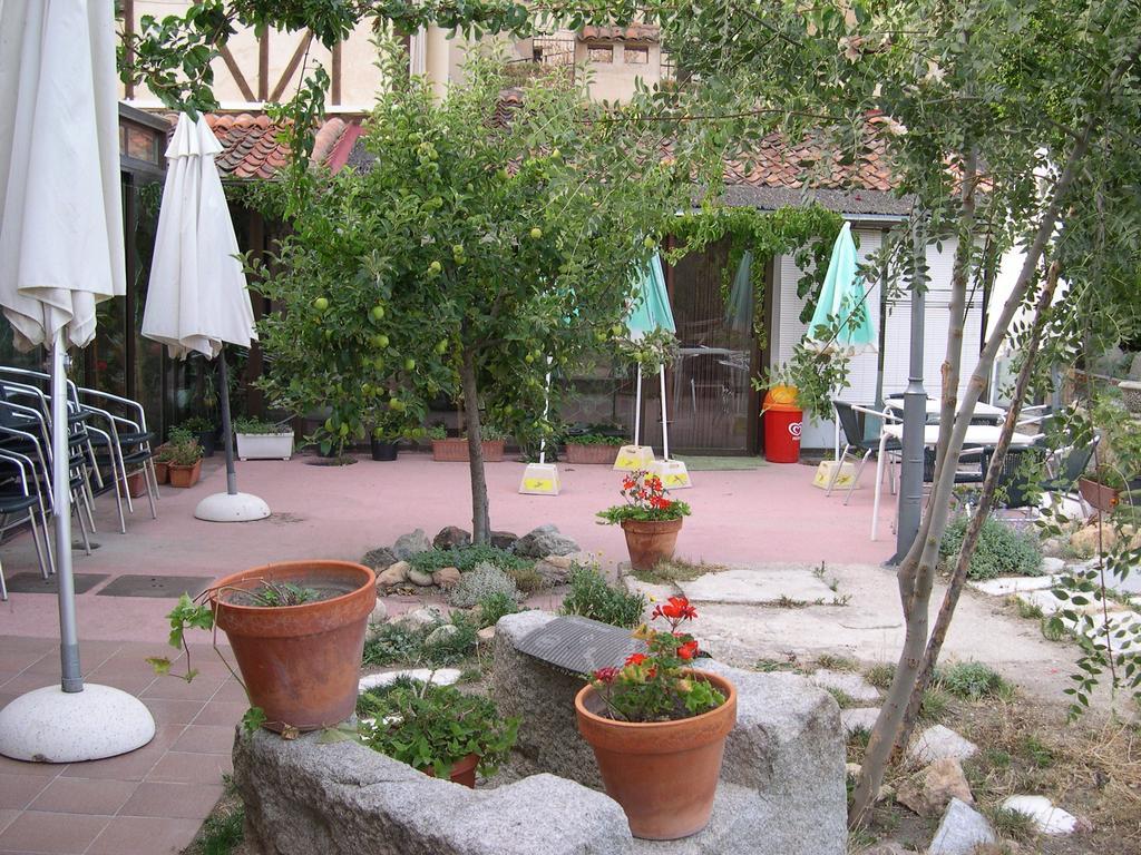 La Huerta De San Lorenzo Hotel Сеговия Екстериор снимка