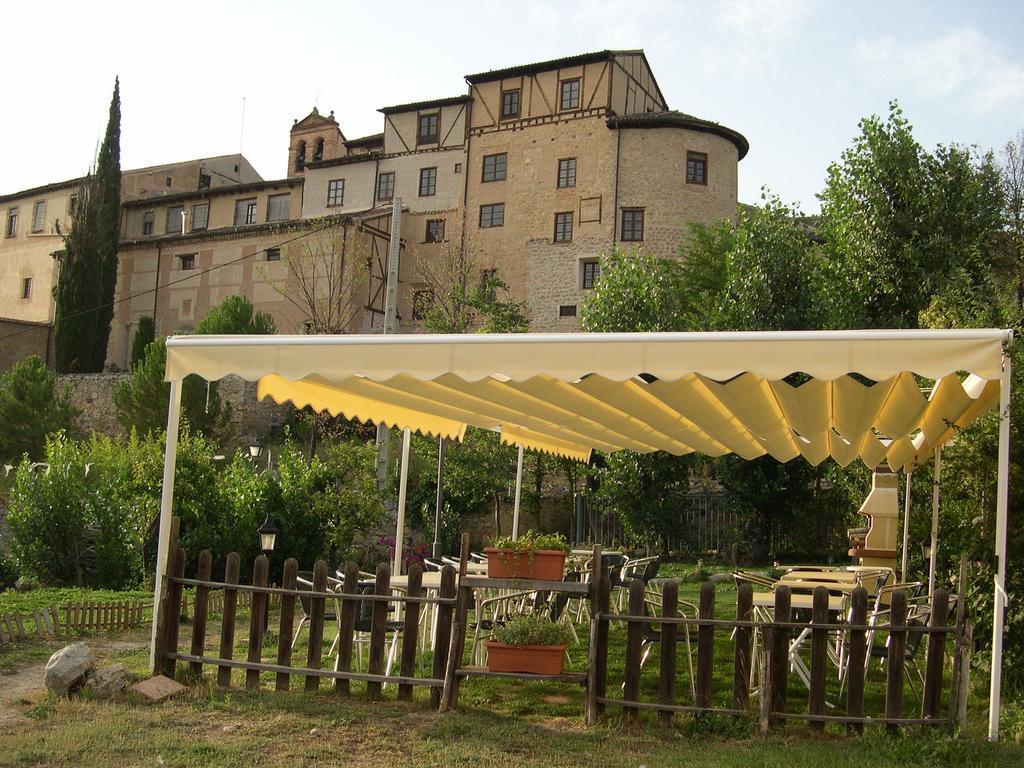 La Huerta De San Lorenzo Hotel Сеговия Екстериор снимка