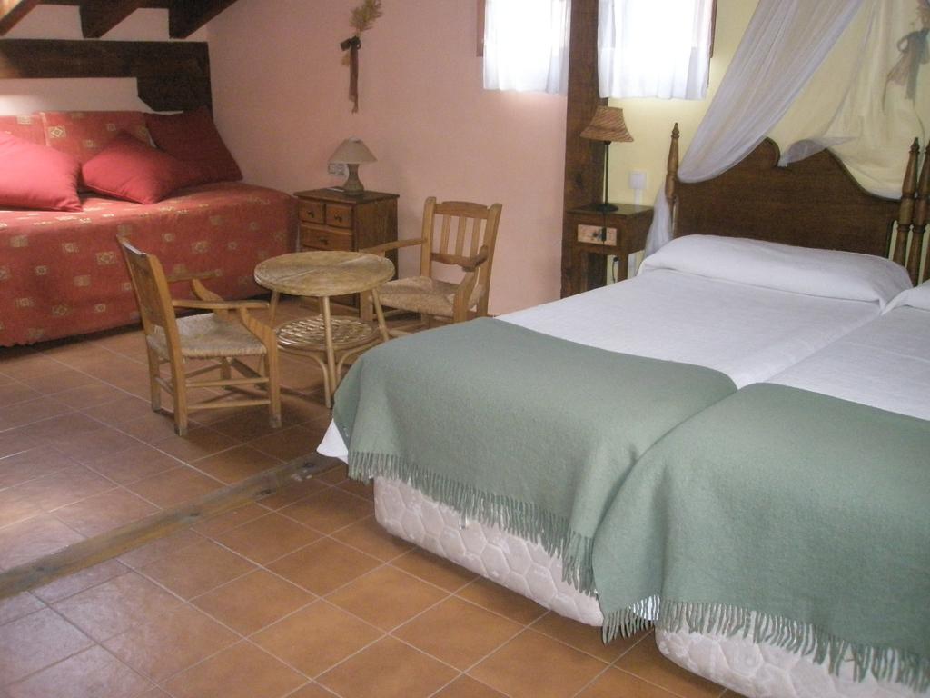 La Huerta De San Lorenzo Hotel Сеговия Стая снимка